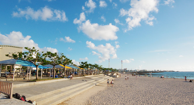 トロピカルビーチ 施設のご案内 ぎのわん海浜公園